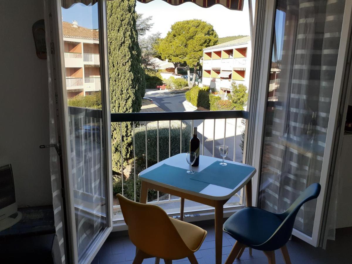 Nature Et Loisirs: Parking/ Piscine Apartment Bandol