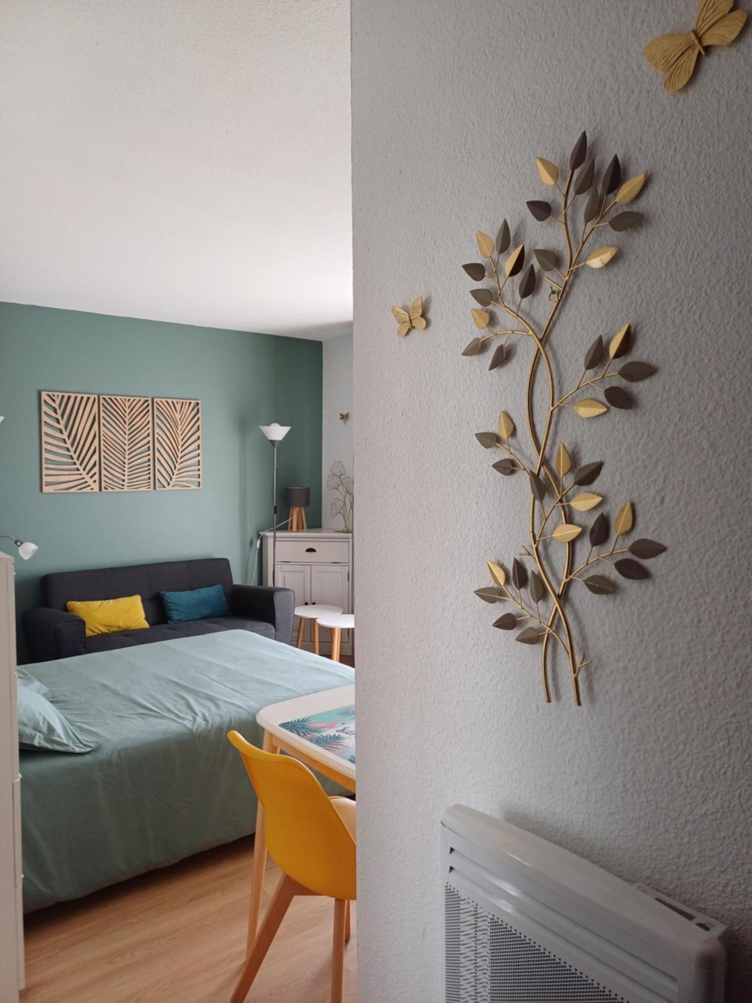 Nature Et Loisirs: Parking/ Piscine Apartment